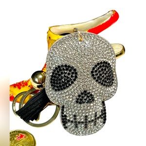 Skeleton/skull/goth glitter keychain purse bling